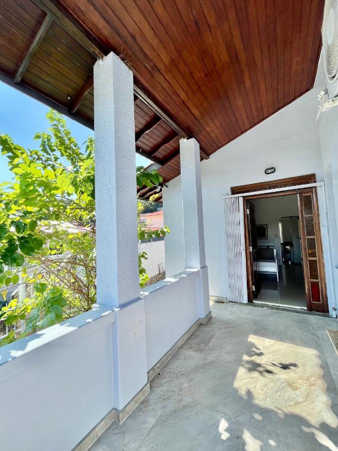 Estudio Ilha Centro Sul Ufsc, Ar Cond, Estac, Varanda, Vista Mar Флоріанополіс Екстер'єр фото