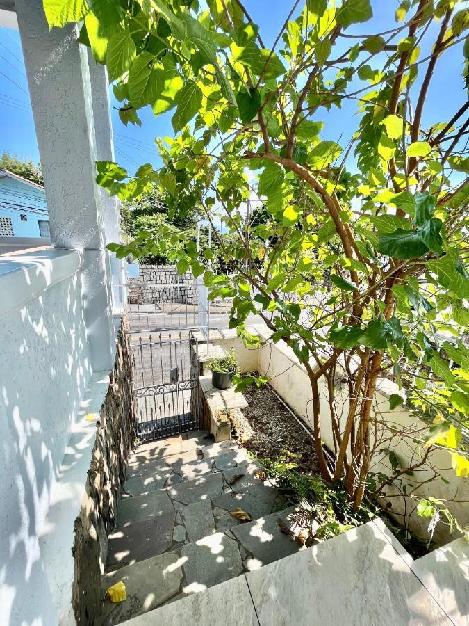 Estudio Ilha Centro Sul Ufsc, Ar Cond, Estac, Varanda, Vista Mar Флоріанополіс Екстер'єр фото
